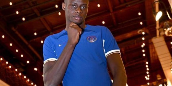 新葡萄8883官网AMG-自称维埃拉+博格巴，蓝军新援却是波叔不想要的人