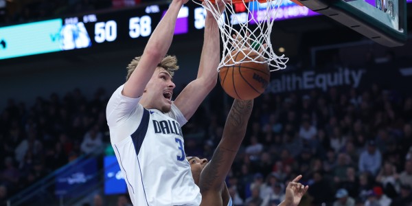 新葡萄8883官网AMG-不愧是状元！弗拉格海底捞月杂耍投篮+排球大帽 一攻一防天赋拉满