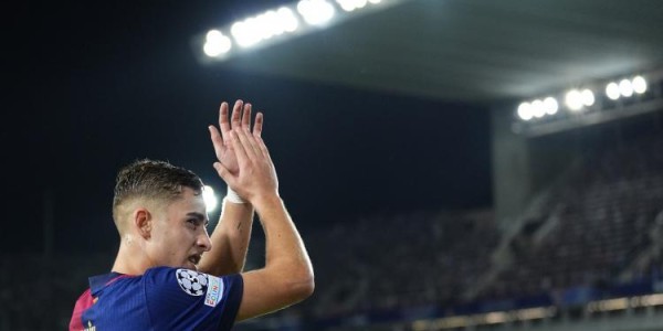 新葡萄8883官网AMG-世体：费尔明想留巴萨但有一些疑虑，切尔西未停止攻势